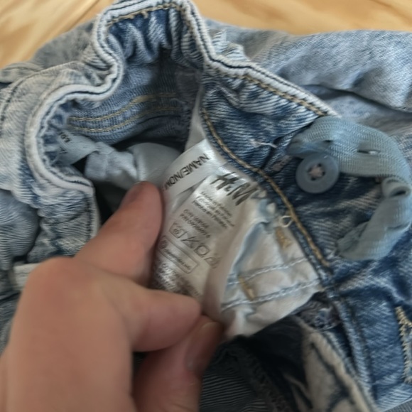 H&M | Wide Leg Vintage High Waist Denim - Picture 6 of 8